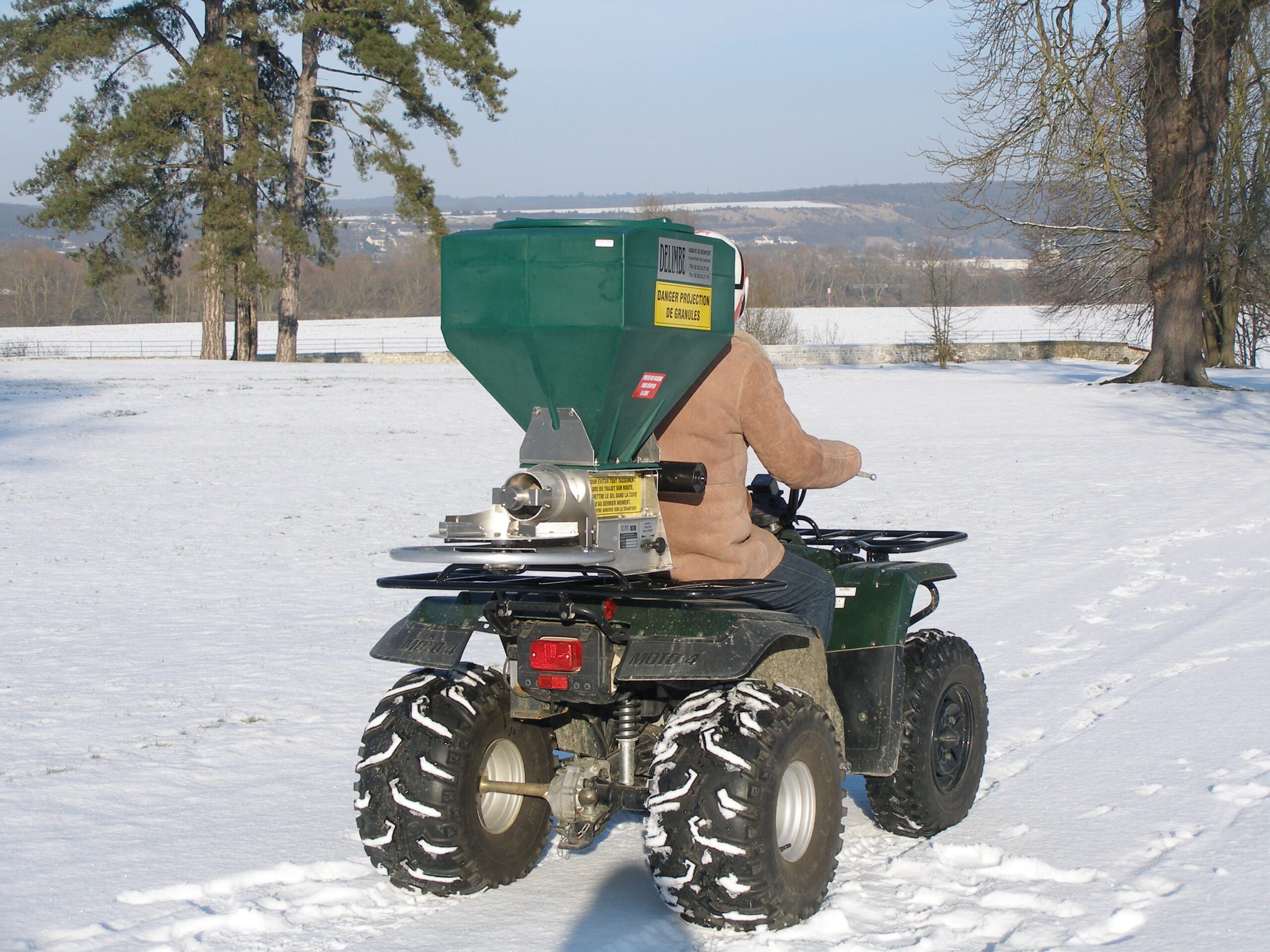 spreader on quad
